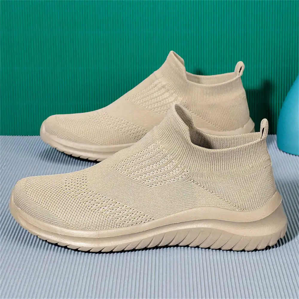 Beige Soft New Novelty Tennis  - Streetwear Brand Vietnam 评论和价格