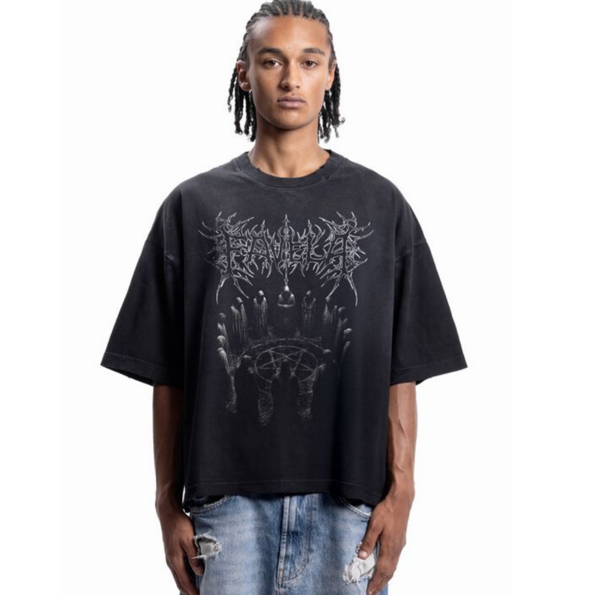 Sacred Heart Metal Font Street - Streetwear Brand Fonts 评论和价格